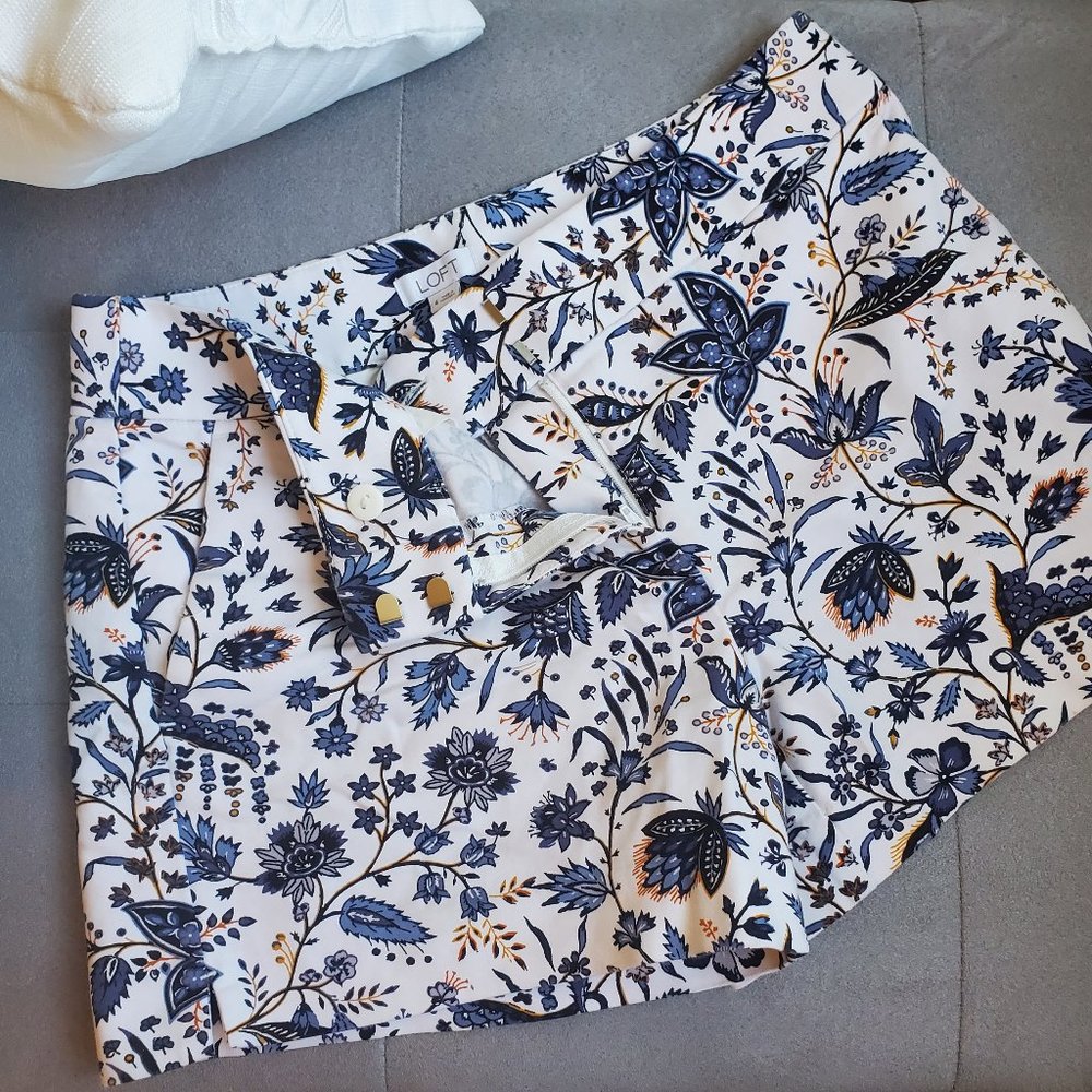 NWOT Ann Taylor LOFT Paisley/Floral Shorts